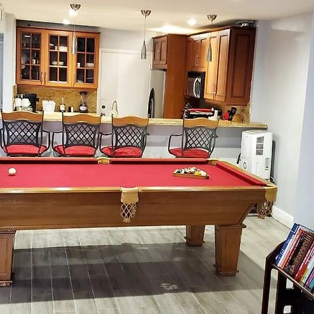 Fully Furnished, Beautiful, Spacious Two Bedroom Condo Лодерхилл Экстерьер фото